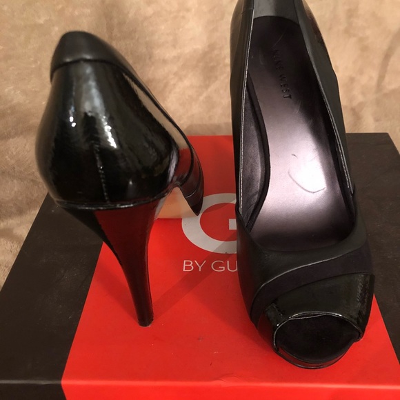 Nine West Peep-toe pumps - Picture 2 of 5